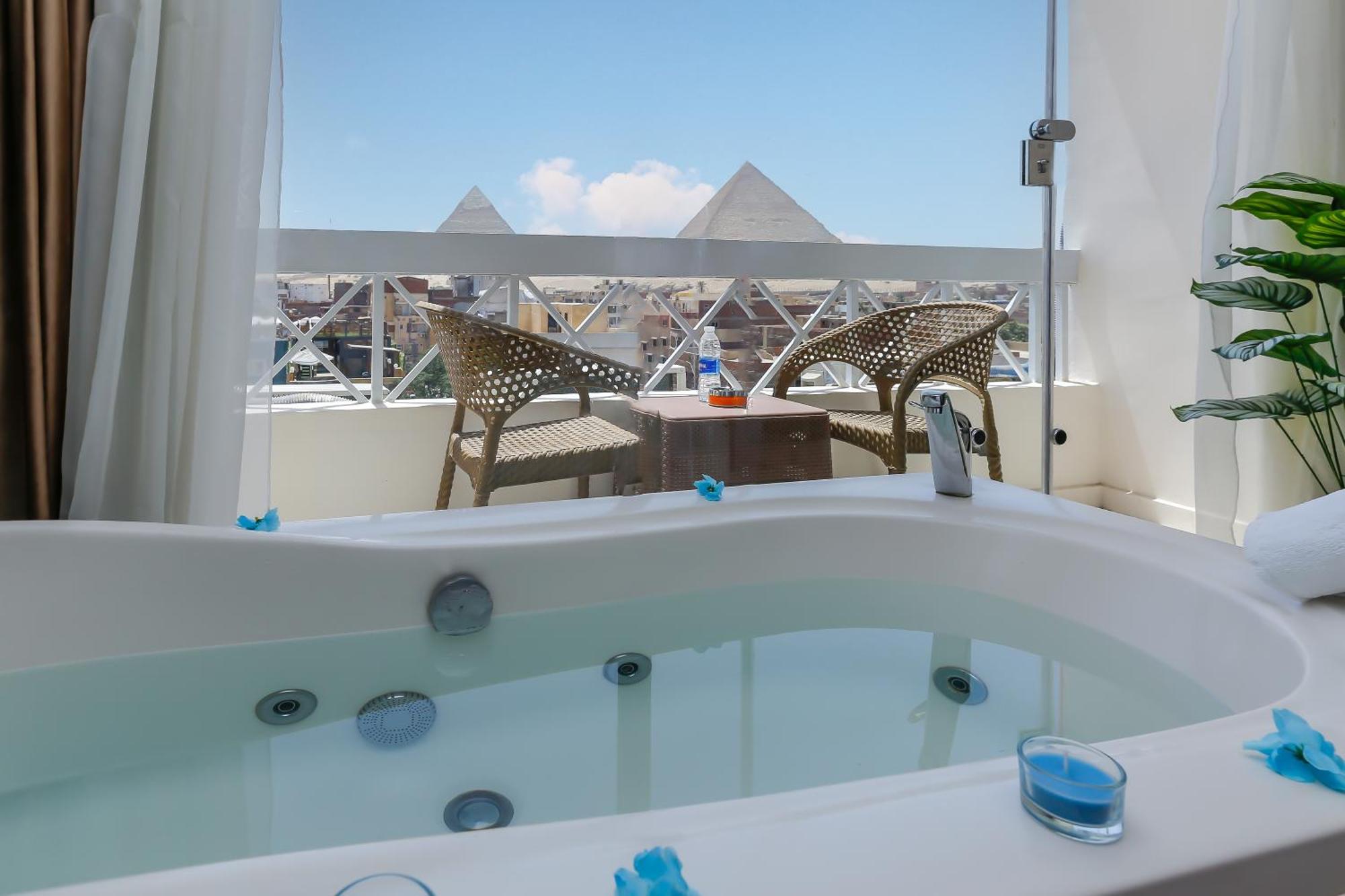 Horizon Pyramid View Inn Kafret el-Gabal Exteriör bild